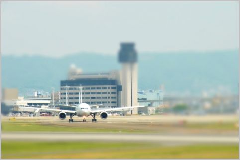 管制塔は航空無線においても中心的存在だった